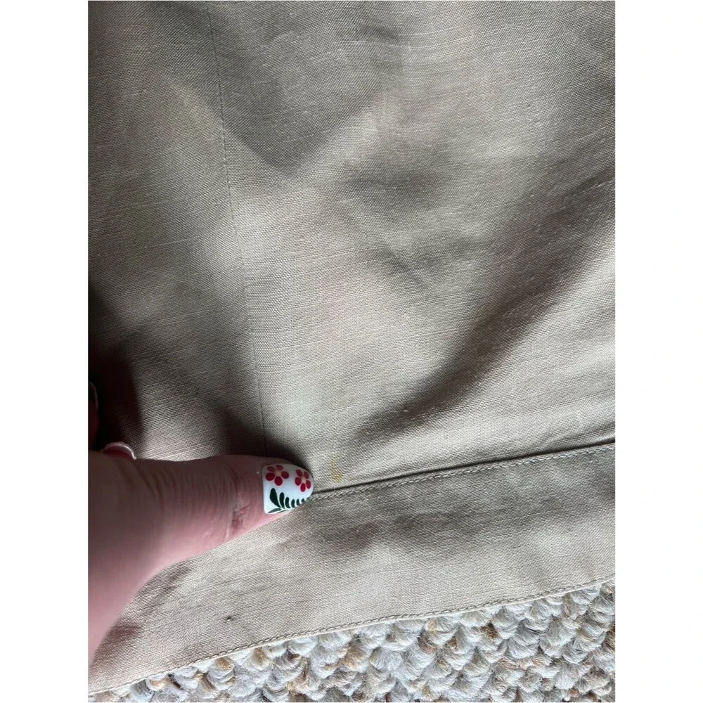 Unbranded streamlined beige
